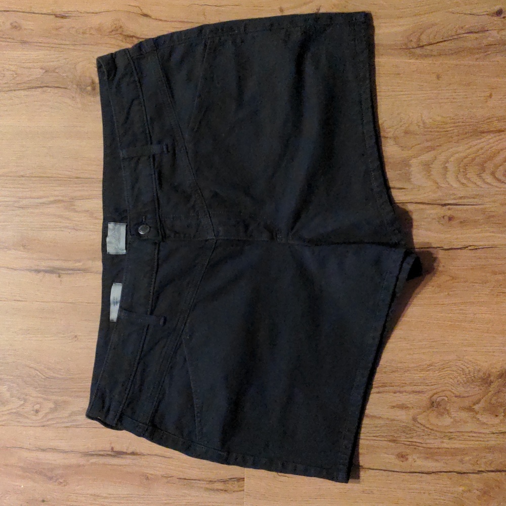 80s vintage style shorts Universal Thread